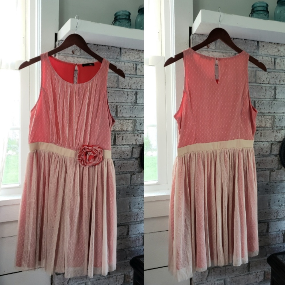 Feminine A-Line Ryu Dress // Worn Once // Size L